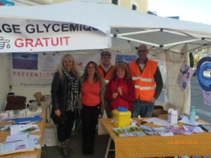 stand de dépistage Diaète hypertension Marché de Briançon